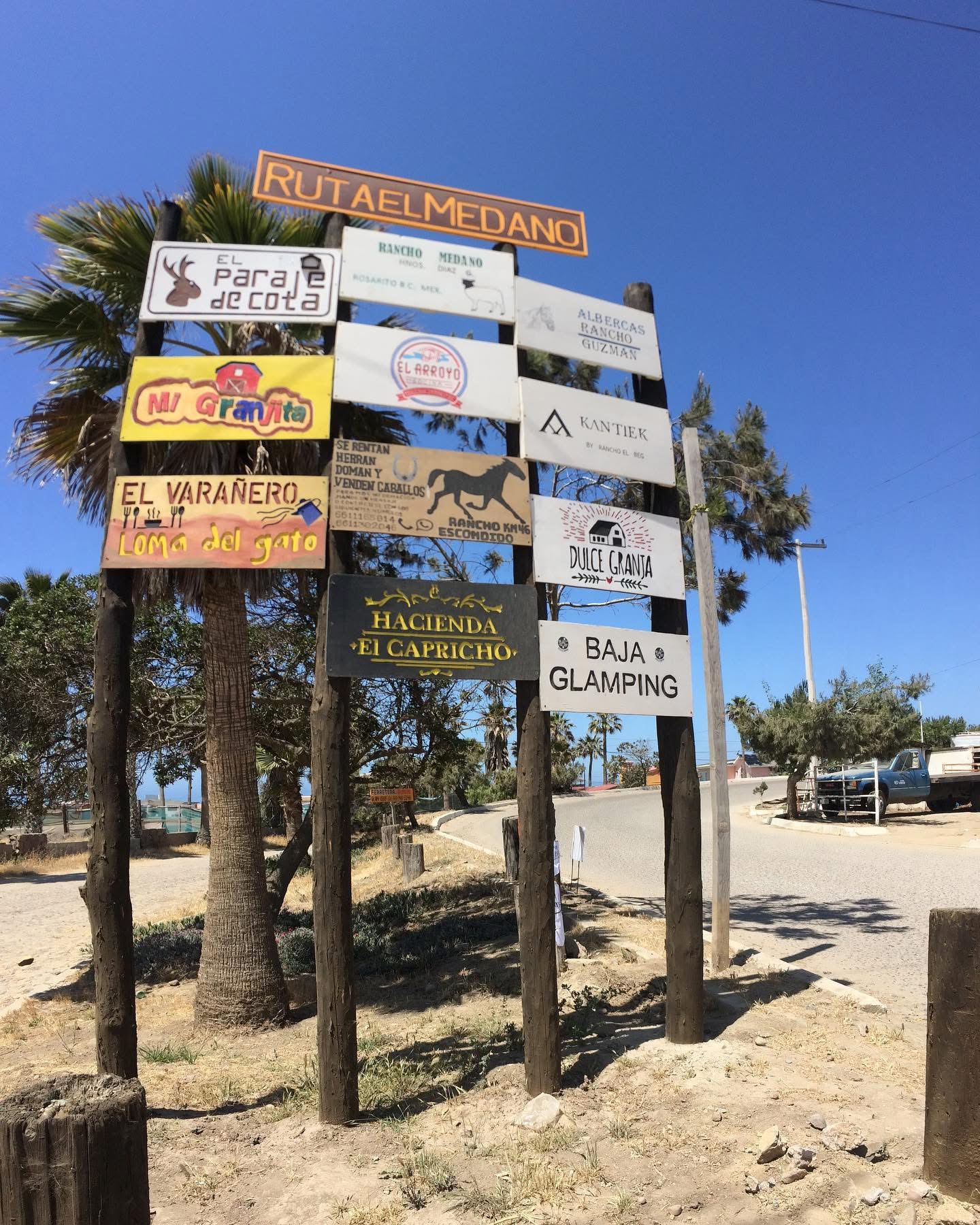 Entorno campestre entre montañas de Rosarito